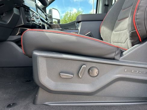 New 2026 Ford F250 Lariat w/ Black Appearance Package image 10