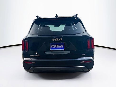 Used 2023 Kia Sorento X-Line EX image 8