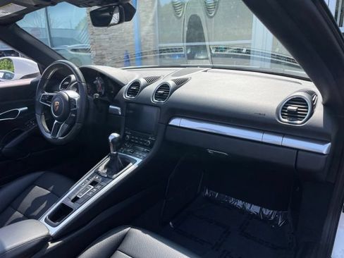 Used 2024 Porsche 718 Boxster S RWD image 36