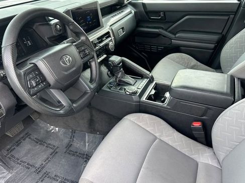 Used 2025 Toyota Tacoma SR5 image 11