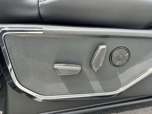 New 2025 Ford F250 Platinum w/ Tremor Off-Road Package image 14