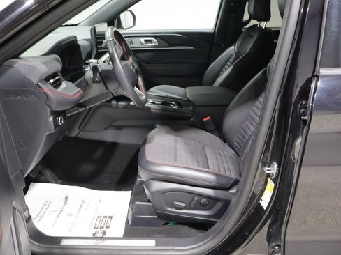 Used 2025 Ford Explorer ST-Line AWD/4WD image 10
