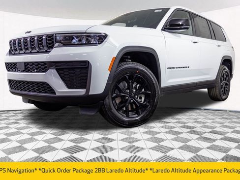 New 2026 Jeep Grand Cherokee L 4WD image 2