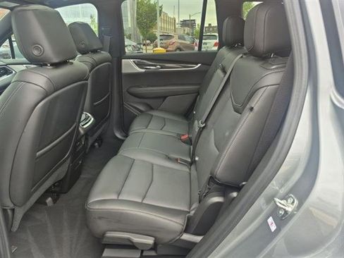 Used 2024 Cadillac XT6 Sport image 42
