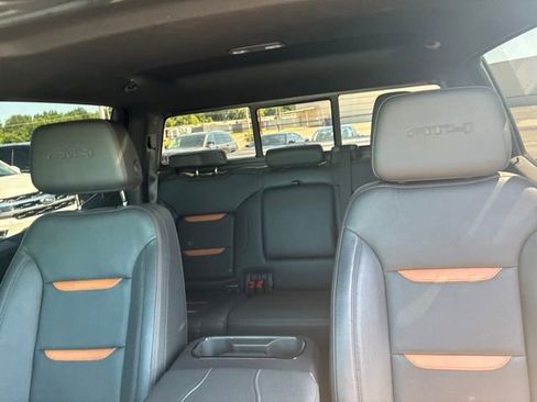 Used 2024 GMC Sierra 1500 AT4 w/ Technology Package AWD/4WD image 21