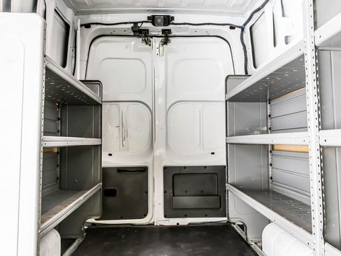 Used 2020 Nissan NV 2500 SV RWD image 33