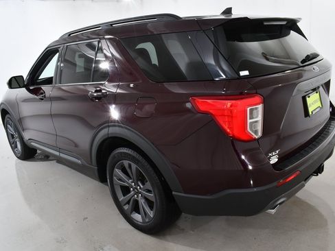Used 2023 Ford Explorer XLT w/ Equipment Group 202A image 15