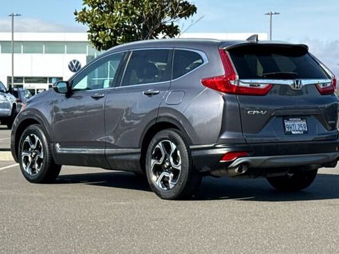 Used 2019 Honda CR-V Touring image 6