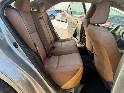 Used 2015 Toyota Corolla LE image 16