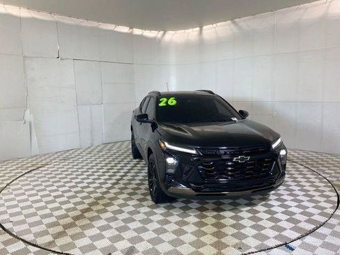 Used 2026 Chevrolet Trax ACTIV w/ Driver Confidence Package FWD image 1