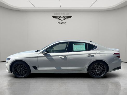 New 2026 Genesis G70 3.3T Prestige image 2