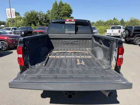 Used 2017 GMC Sierra 3500 SLT w/ Driver Alert Package AWD/4WD image 22