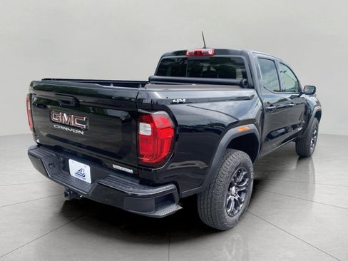 Used 2024 GMC Canyon Elevation w/ Convenience Package AWD/4WD image 12