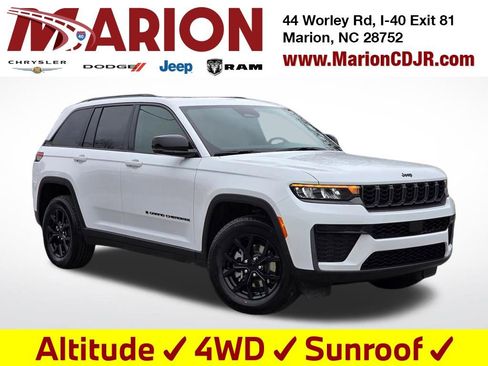 New 2026 Jeep Grand Cherokee Altitude AWD/4WD image 1