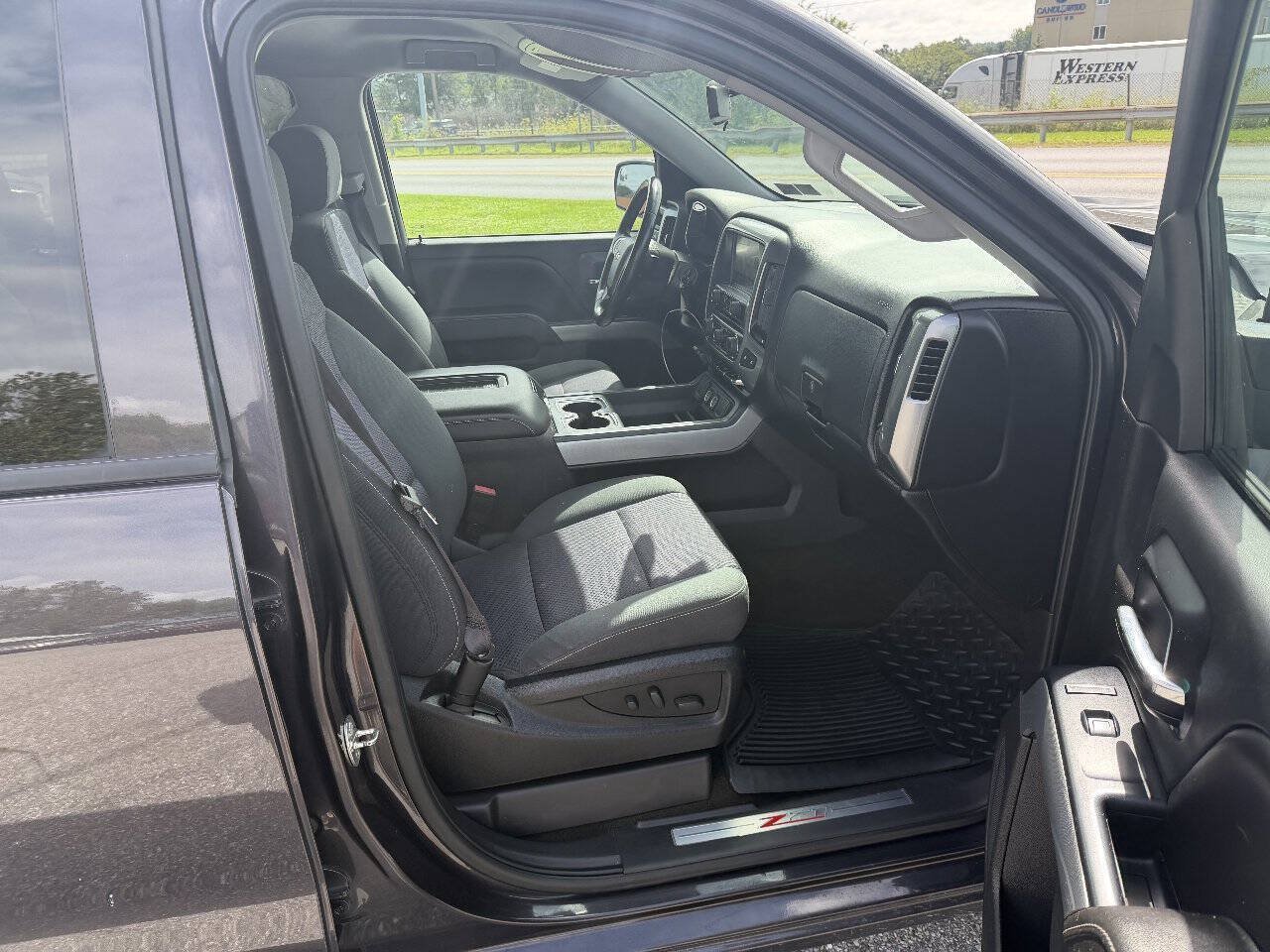 Used 2016 Chevrolet Silverado 1500 LT w/ Texas Edition AWD/4WD image 26