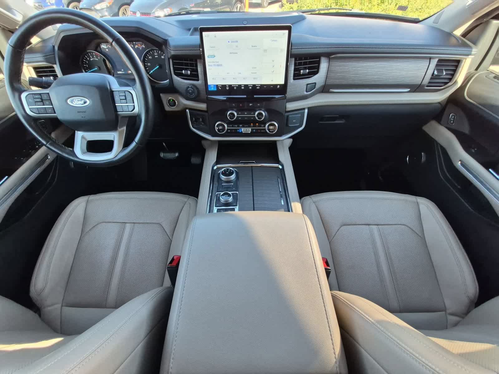 Used 2023 Ford Expedition Limited AWD/4WD image 15