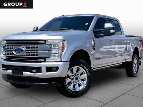 Used 2017 Ford F250 Platinum w/ Platinum Ultimate Package AWD/4WD image 1