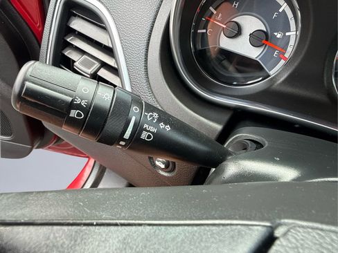 Used 2013 Chrysler 200 LX FWD image 20