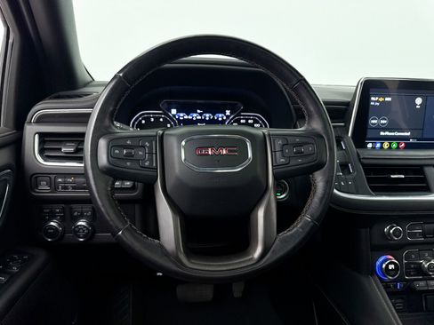 Used 2021 GMC Yukon XL AT4 w/ Rear Media and Nav Package AWD/4WD image 4