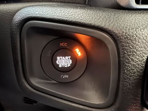 New 2026 Jeep Gladiator Sport AWD/4WD image 16