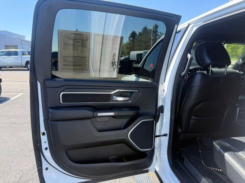 Used 2023 RAM 1500 Laramie AWD/4WD image 40