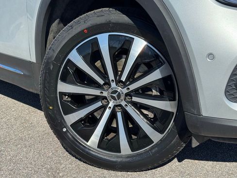 Used 2021 Mercedes-Benz GLB 250 image 5