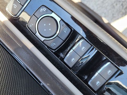 Used 2022 Lincoln Aviator Reserve w/ Equipment Group 201A image 17