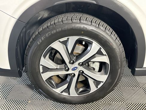Used 2022 Subaru Outback Limited image 11