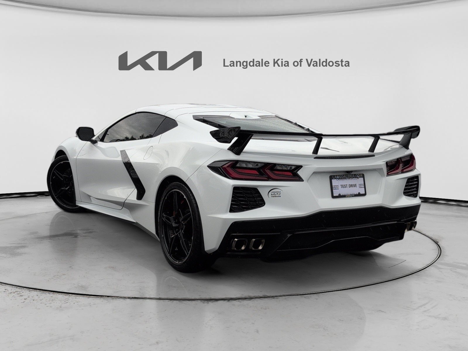 Used 2021 Chevrolet Corvette Stingray Preferred Cpe w/ Z51 Performance Package RWD image 8