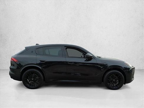 Used 2025 Maserati Grecale Modena AWD/4WD image 4