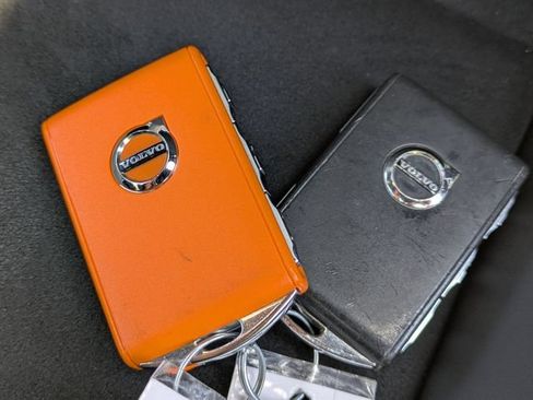 Certified 2023 Volvo C40 P8 Recharge Plus w/ Protection Package Premier AWD/4WD image 31