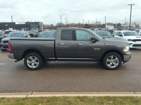 Used 2018 RAM 1500 Big Horn AWD/4WD image 2