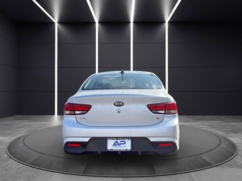 Used 2020 Kia Rio S image 5