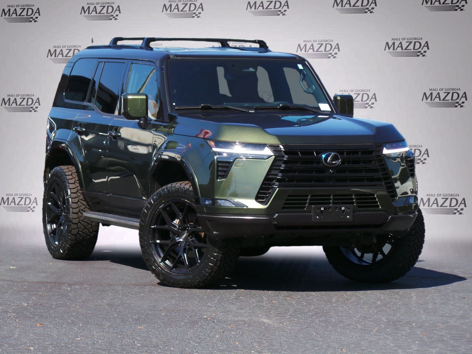 Used 2025 Lexus GX 550 w/ Accessory Package (2T) AWD/4WD image 2