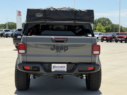 Used 2021 Jeep Gladiator Sport AWD/4WD image 5