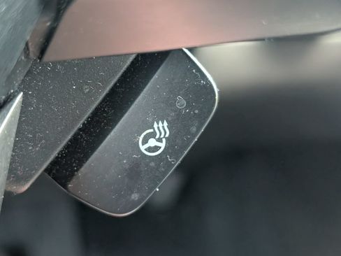 Used 2019 Subaru Ascent Limited w/ Popular Package #2 AWD/4WD image 16