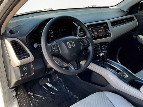 Used 2022 Honda HR-V LX image 13