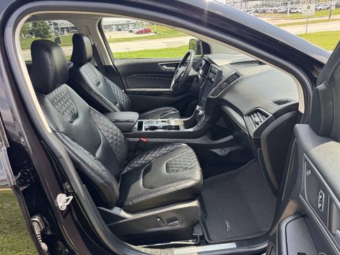 Used 2023 Ford Edge Titanium AWD/4WD image 14