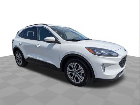 Used 2022 Ford Escape SEL FWD image 2