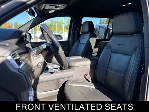 Used 2021 GMC Yukon XL Denali image 12