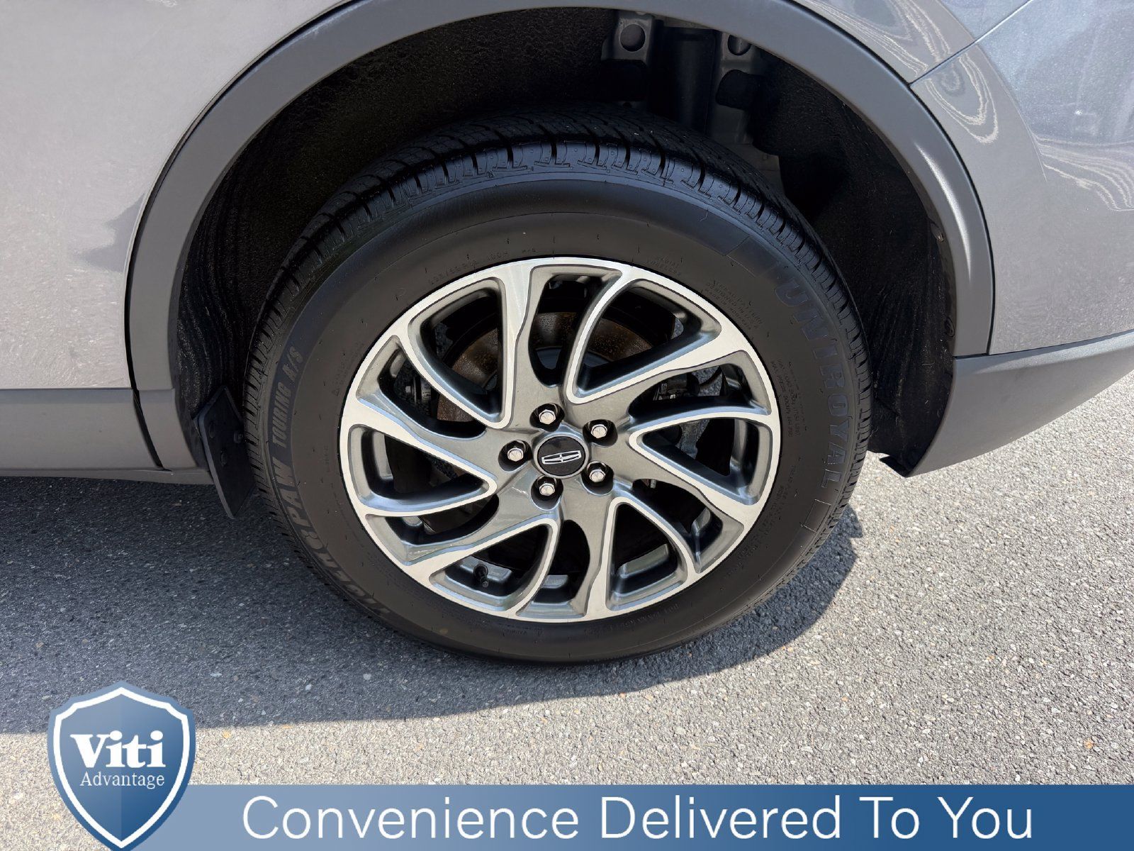 Used 2022 Lincoln Corsair AWD w/ Equipment Group 101A image 13