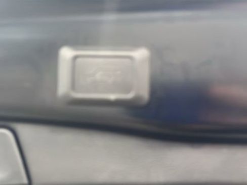 Certified 2020 Toyota RAV4 XLE Premium image 28