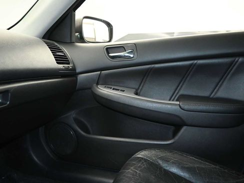 Used 2004 Honda Accord EX image 15