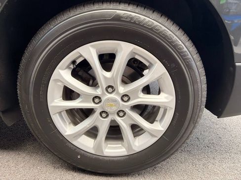 Used 2020 Chevrolet Equinox LS w/ LS Convenience Package FWD image 29