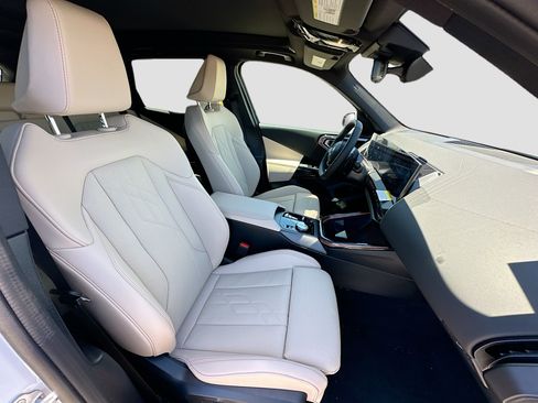 New 2026 BMW X3 xDrive30i w/ Convenience Package AWD/4WD image 21