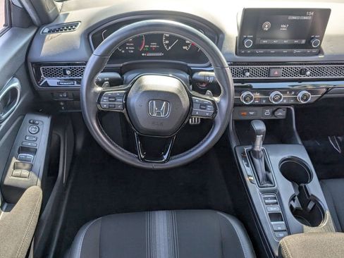 Used 2024 Honda Civic Sport image 8