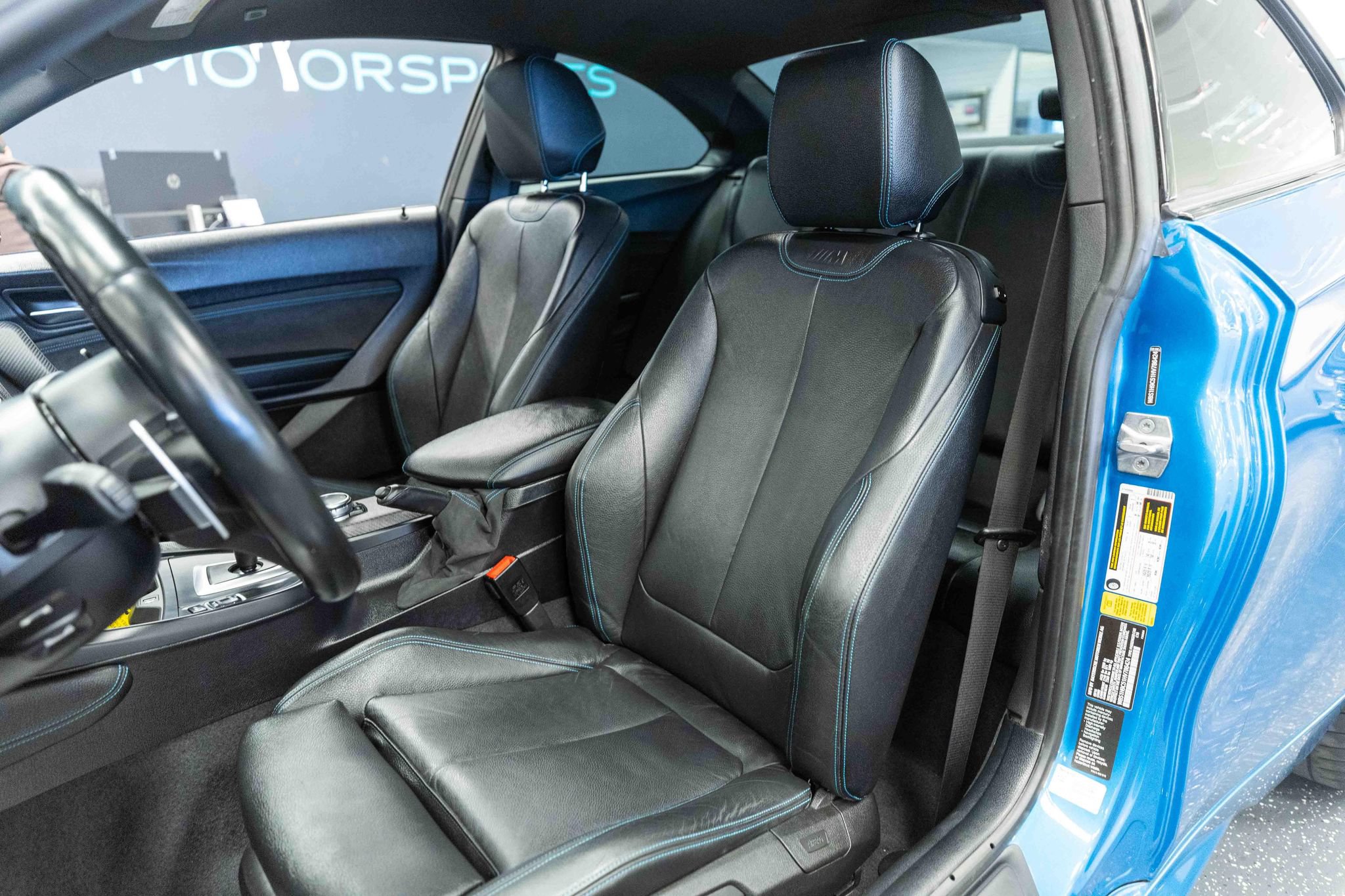 Used 2017 BMW M2 RWD image 11