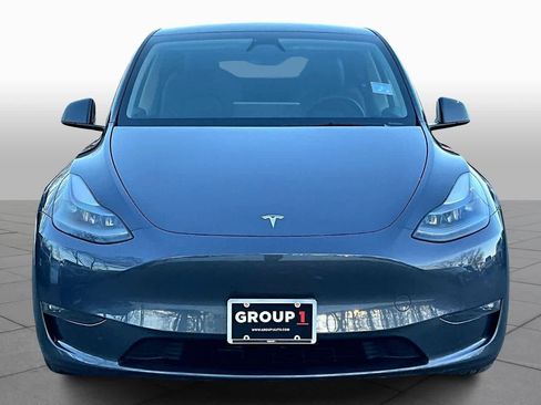 Used 2023 Tesla Model Y Performance image 3