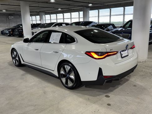 Used 2023 BMW i4 eDrive40 w/ Premium Package RWD image 6
