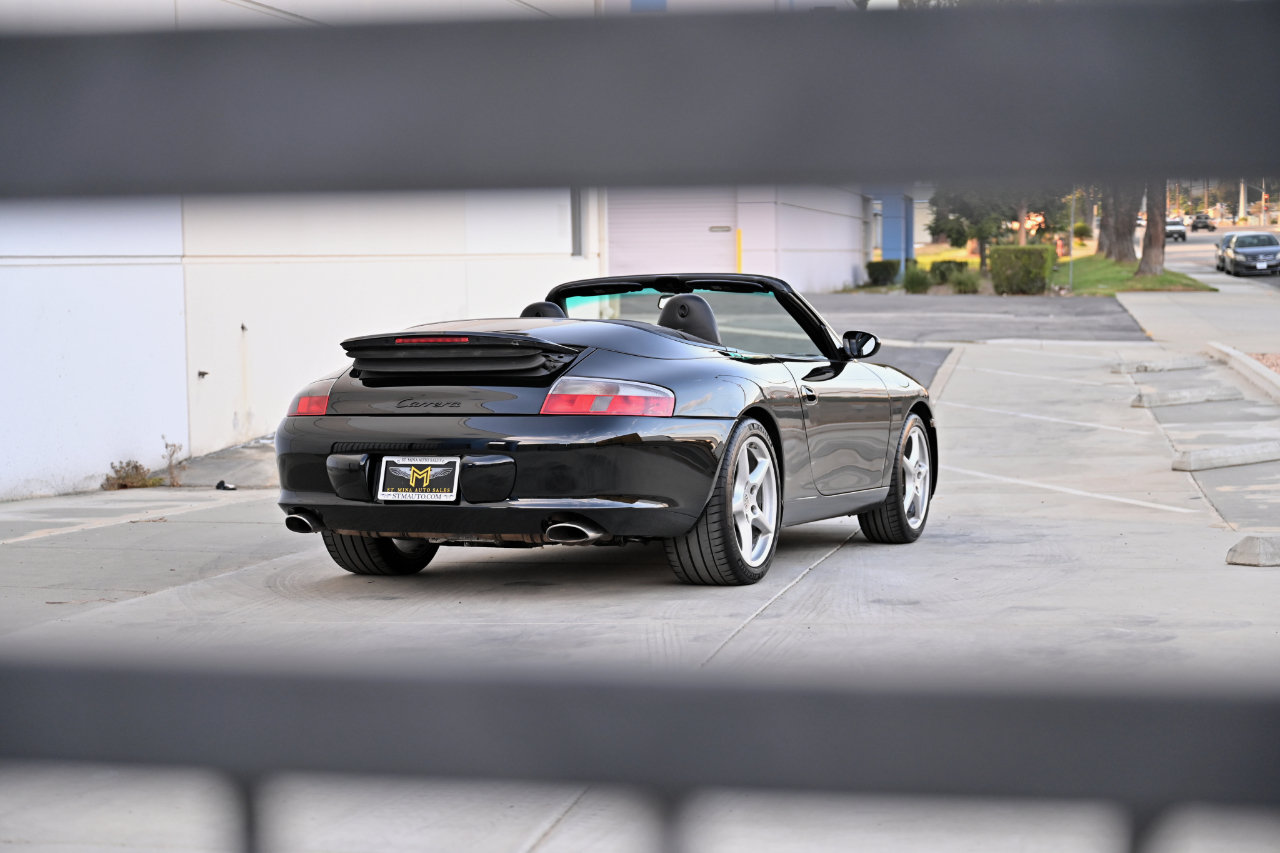 Used 2004 Porsche 911 Cabriolet image 35
